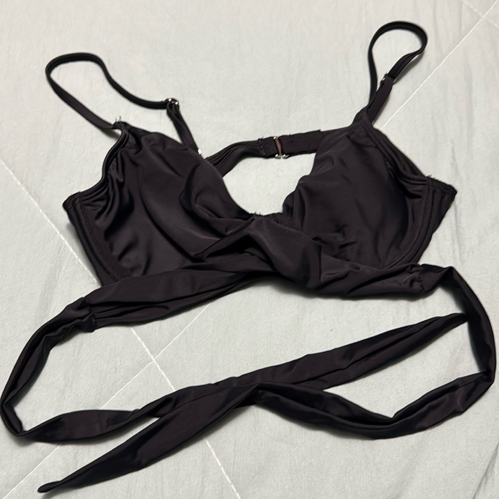 Black cross cross swim top